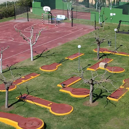 Juncos De Pineda Park * Salou